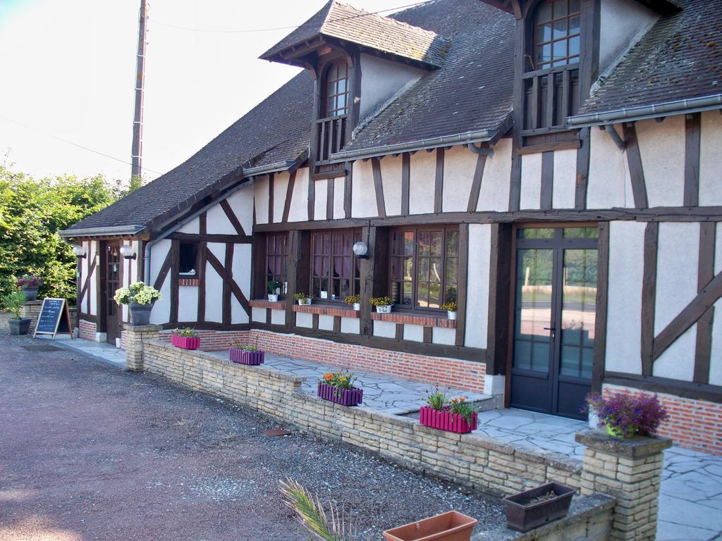 Bed and Breakfast Le Pre Karvain Couddes Exteriér fotografie